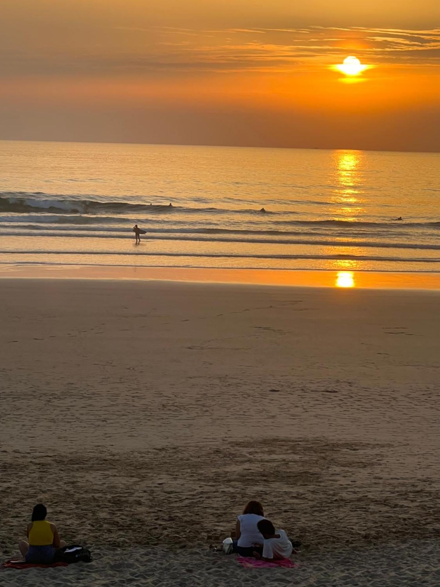 Apartamento Para Ferias 2 Minutos Da Praia كوستا دا كاباريكا المظهر الخارجي الصورة